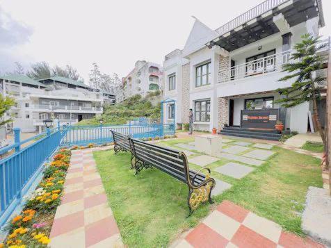 Sky Blue Resort Ooty Exterior photo